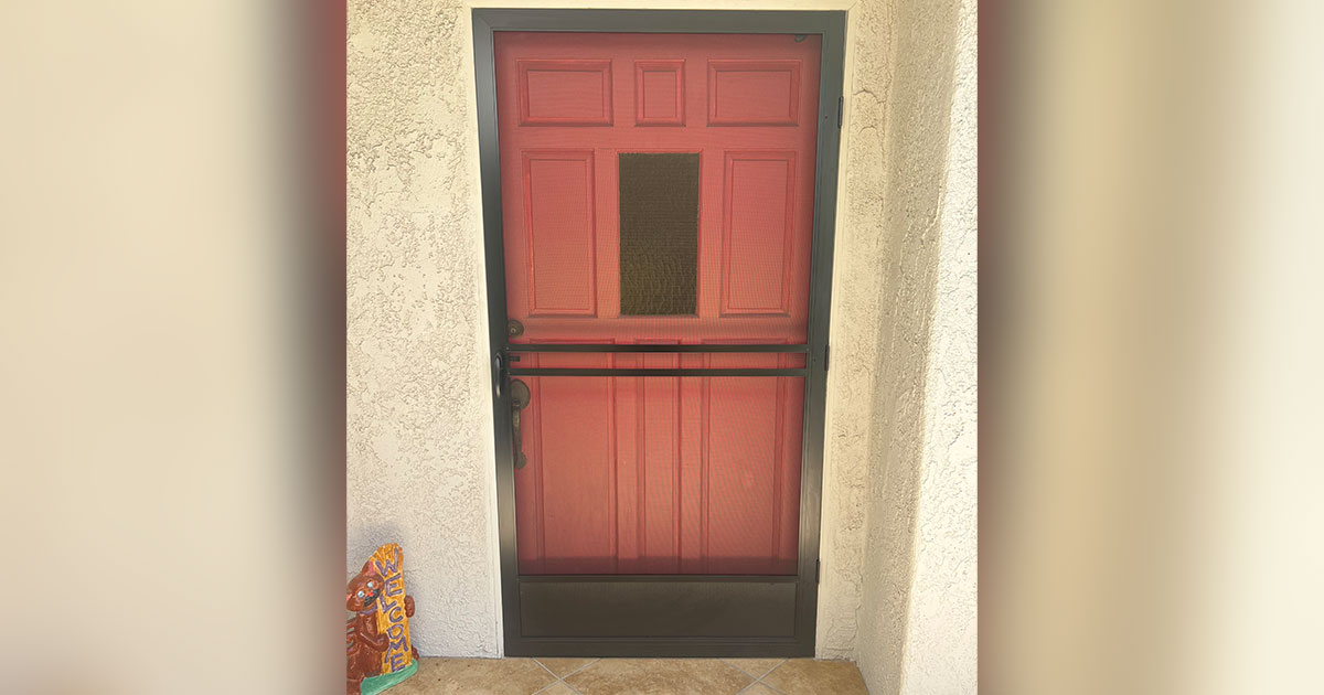 Swinging Screen Doors